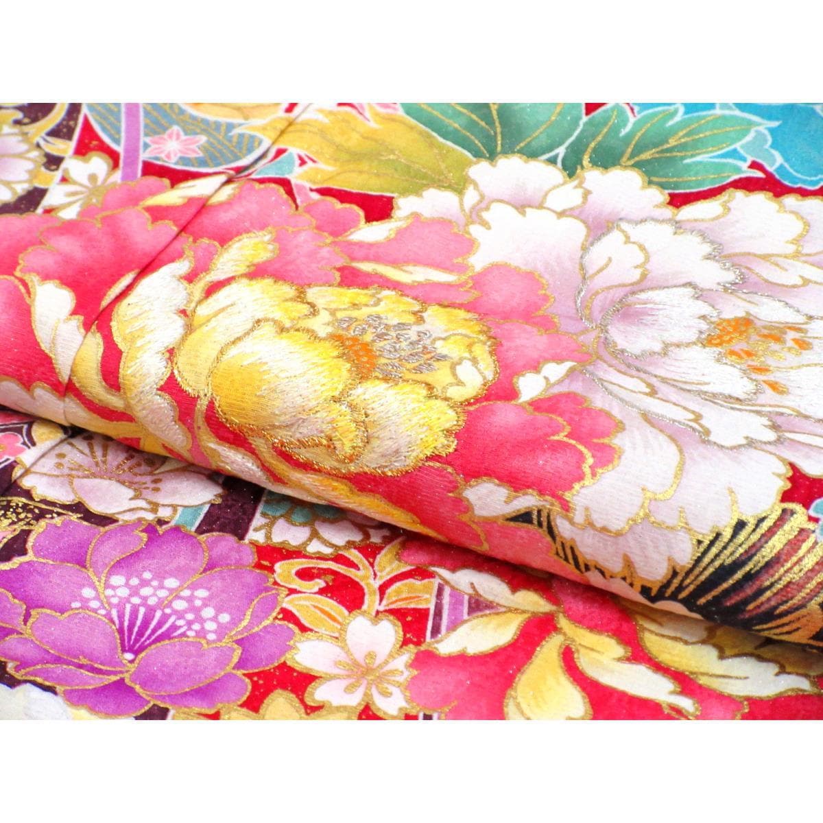 振袖　銀通しボカシ染　友禅金彩加工　刺繍入り　身幅２Ｌ寸