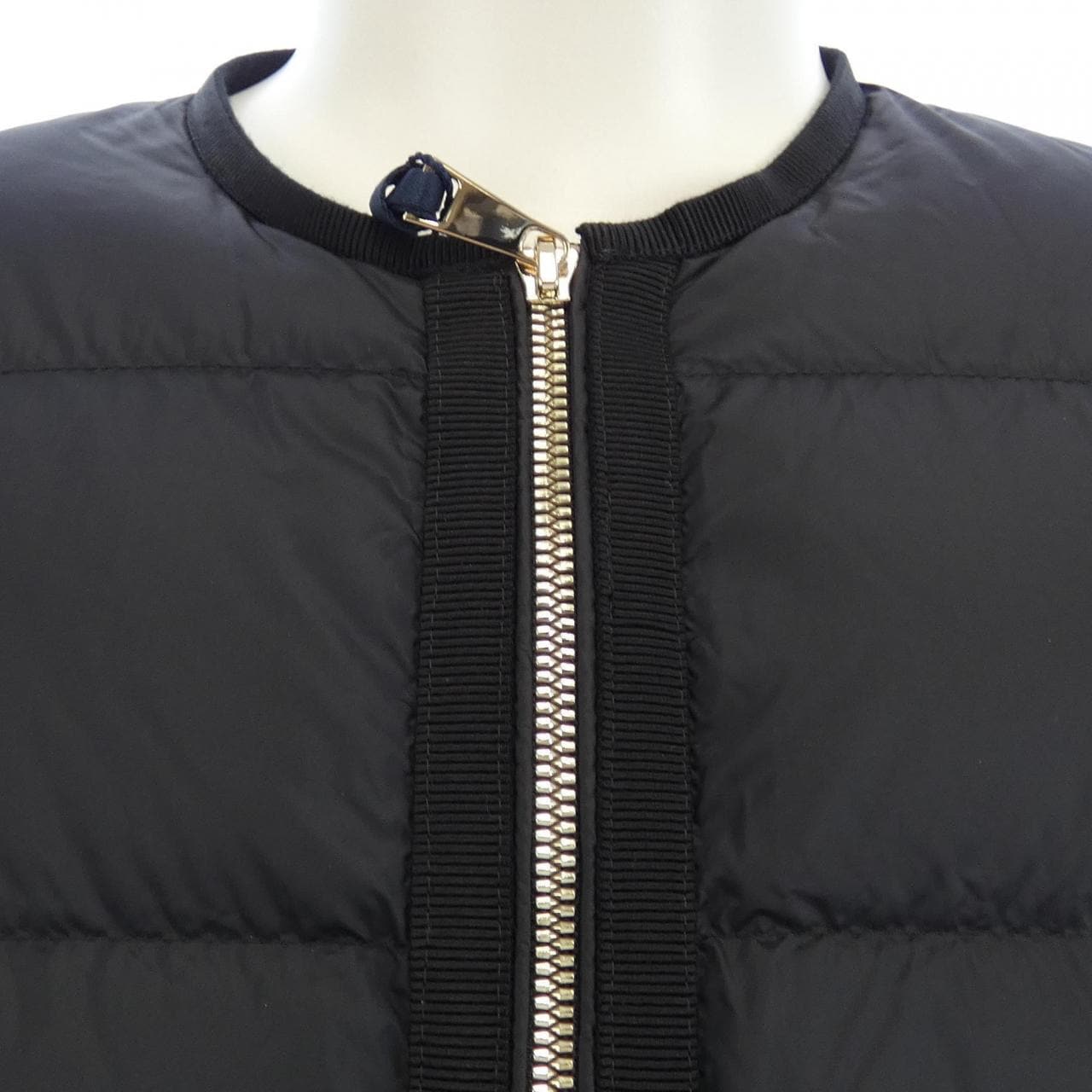 【新品】モンクレール MONCLER ダウンジャケット