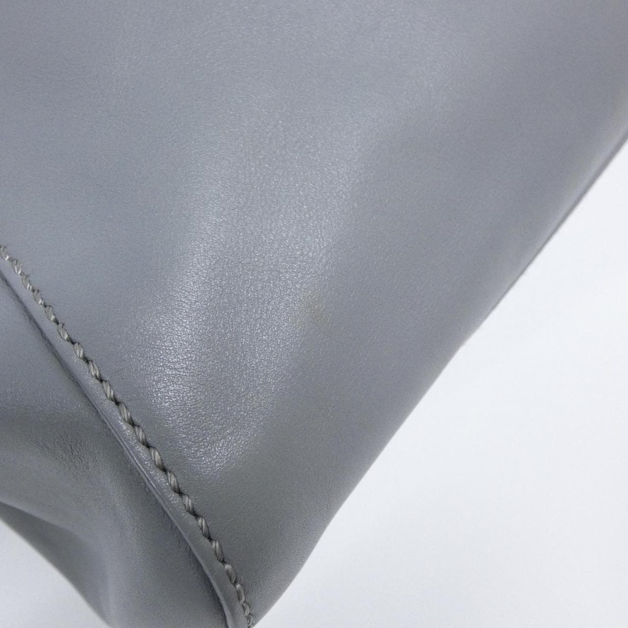 フェンディ ピーカブー 8BN226 FZN バッグ