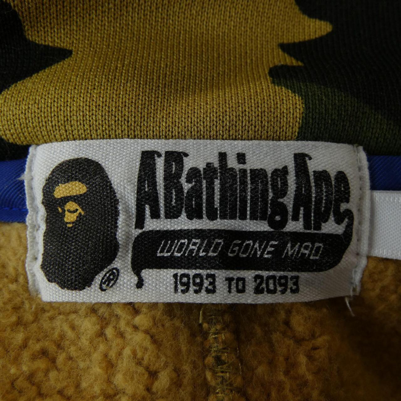 エイプ APE トップス