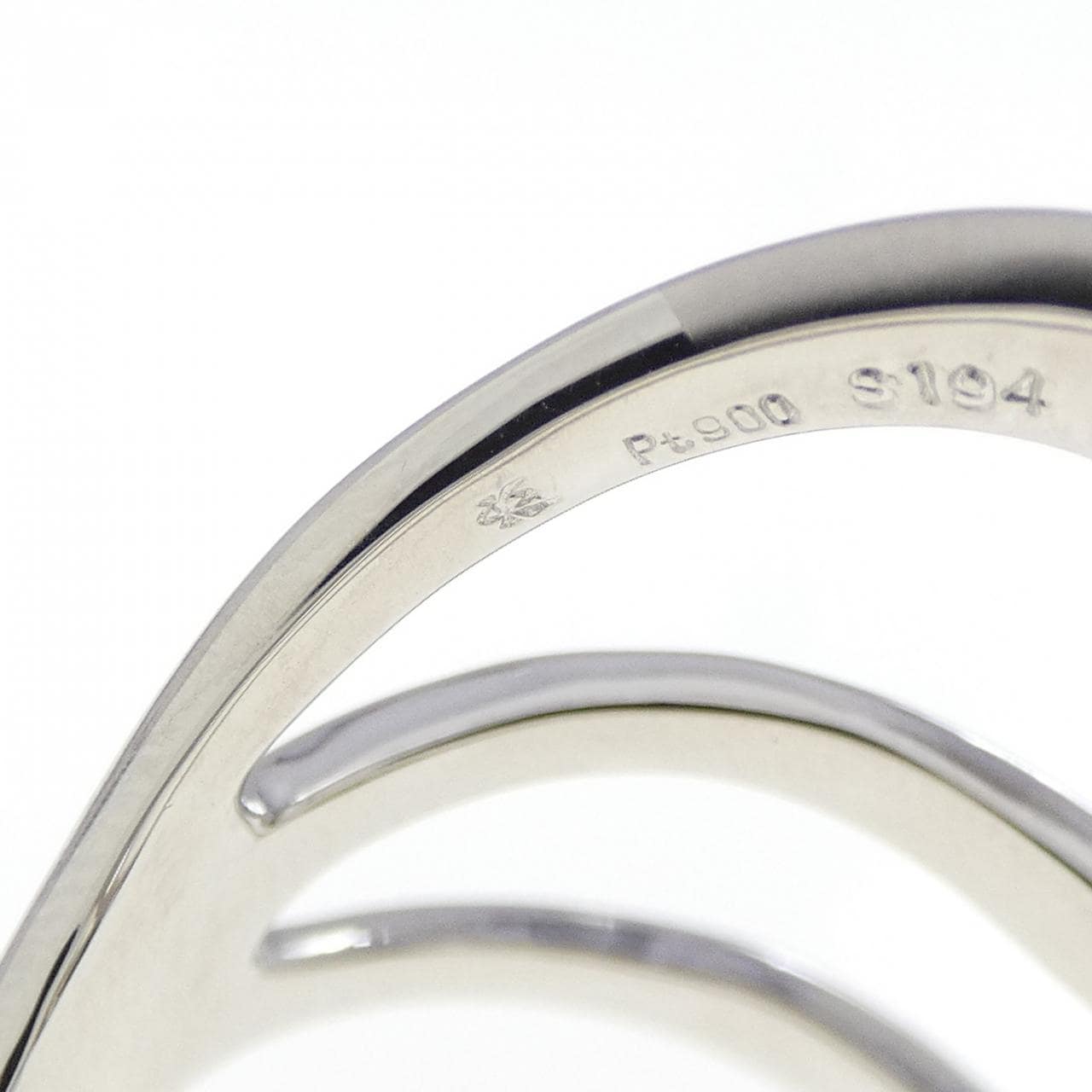 カラチ サファイヤ リング 1.94CT