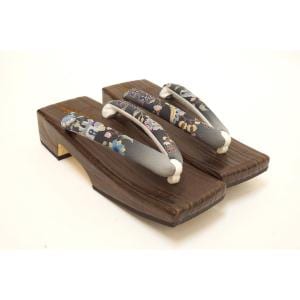 【新品】女下駄　【岡重】Ｆサイズ