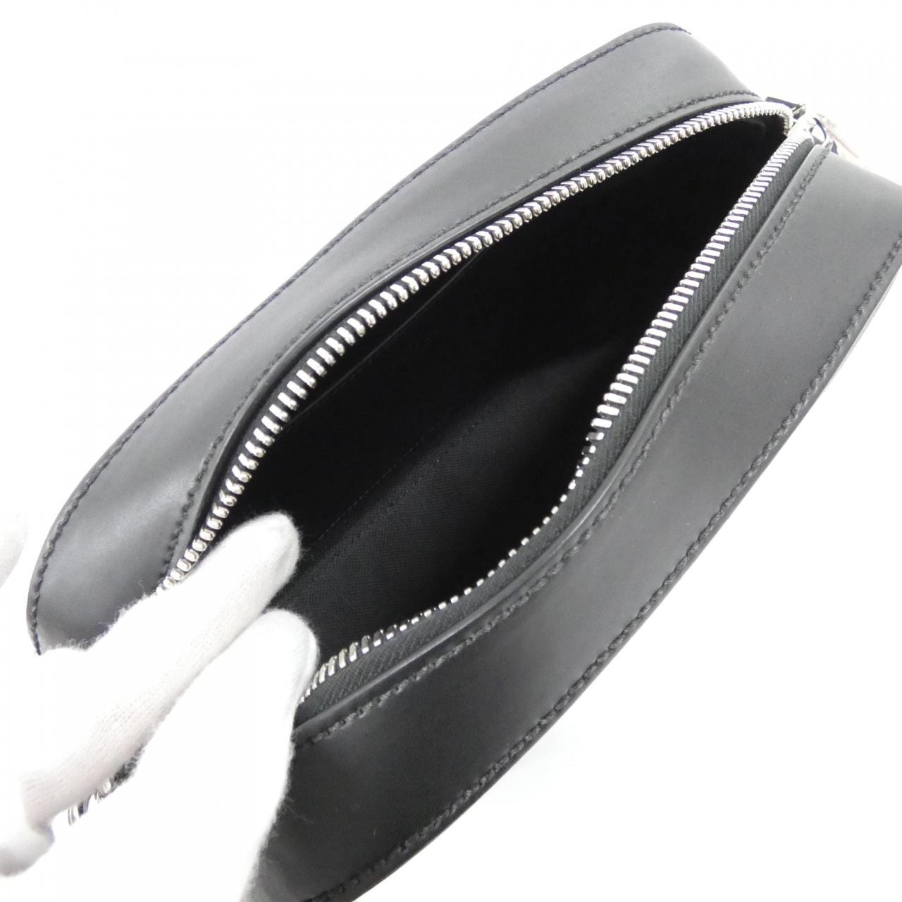 【新品】グッチ 574886 K5RLN ショルダーバッグ