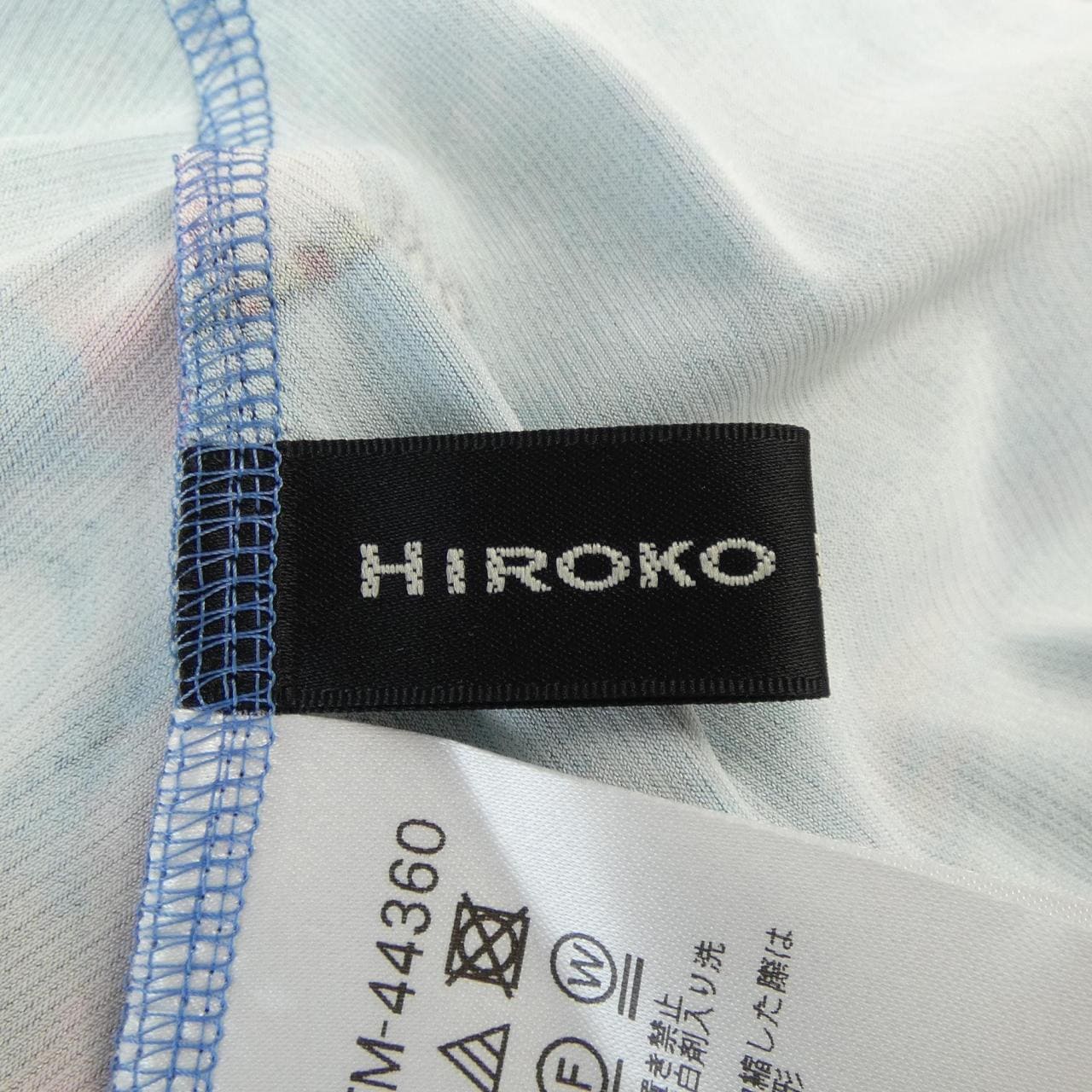 ヒロココシノ HIROKO KOSHINO Tシャツ