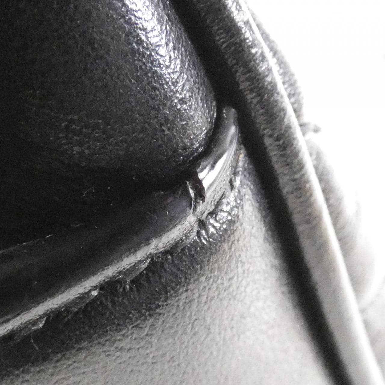 サンローラン ルー 574494 DV707 ショルダーバッグ