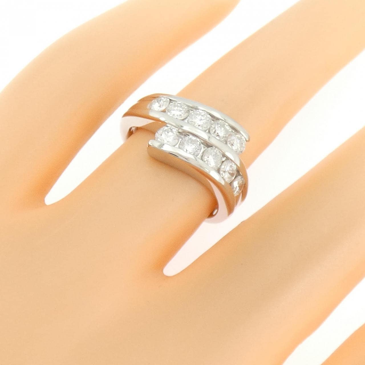 PT900 ダイヤモンド リング 1.00CT