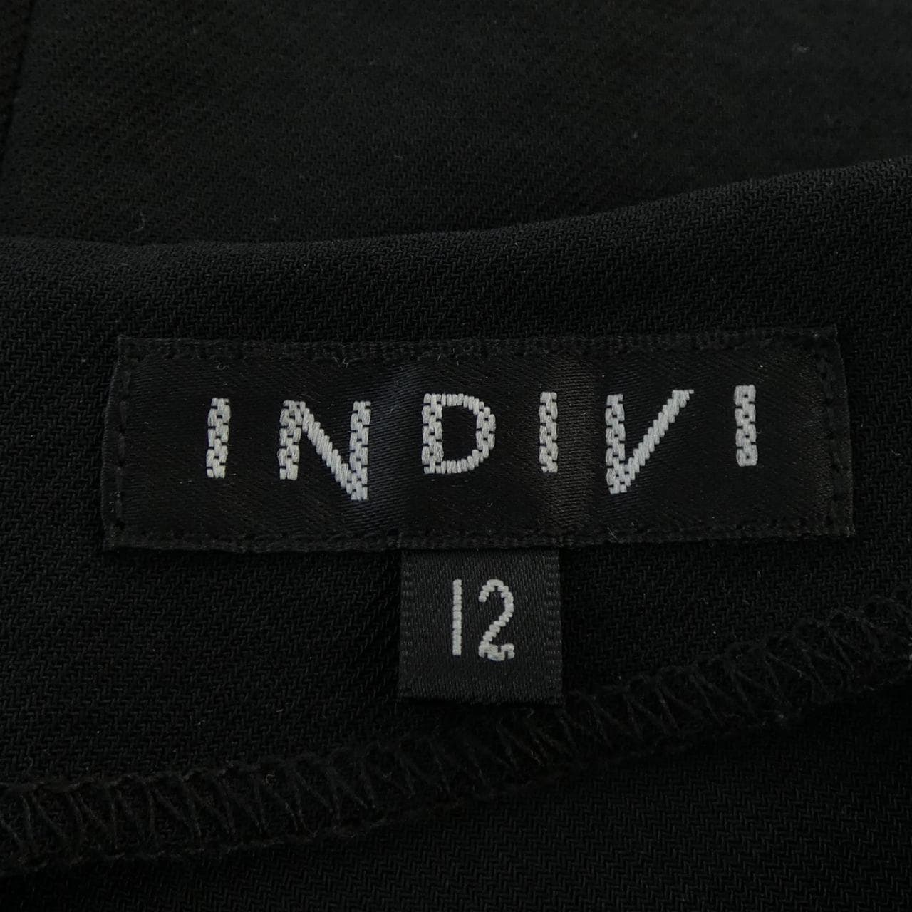 インディヴィ INDIVI トップス