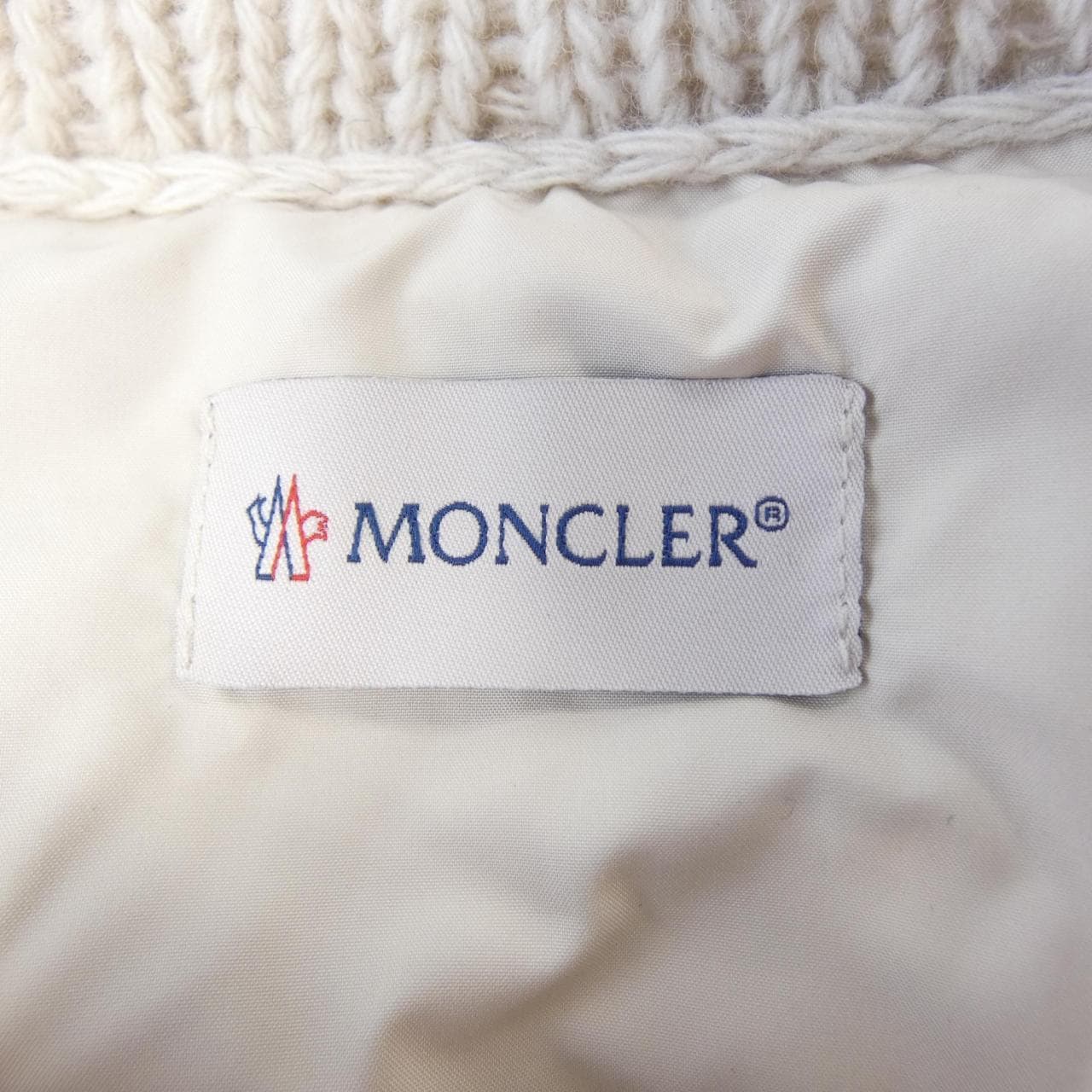 モンクレール MONCLER 20939B00013 ダウンジャケット
