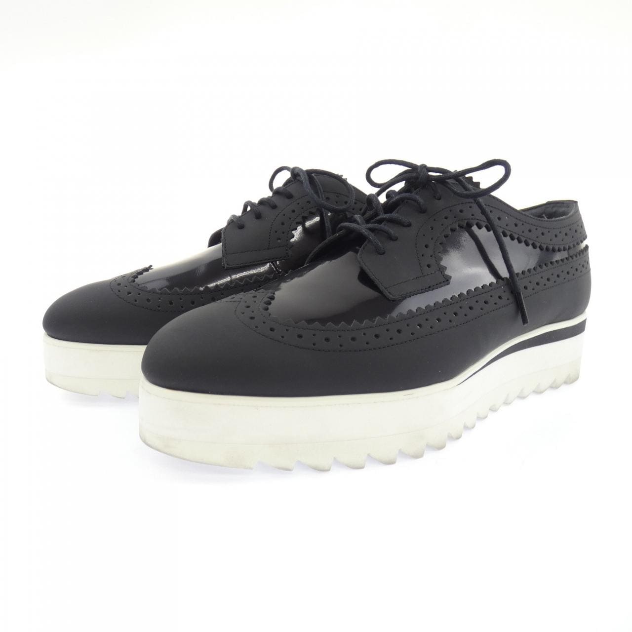オニツカ タイガー ONITSUKA TIGER スニーカー