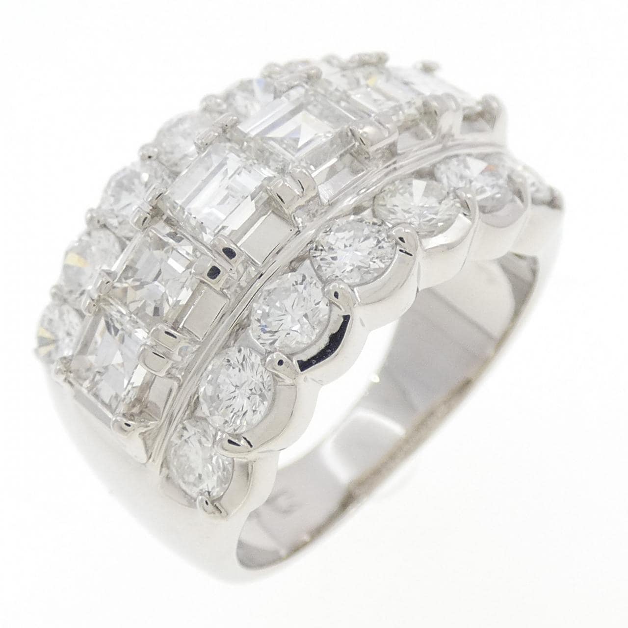 PT900 ダイヤモンド リング 3.17CT