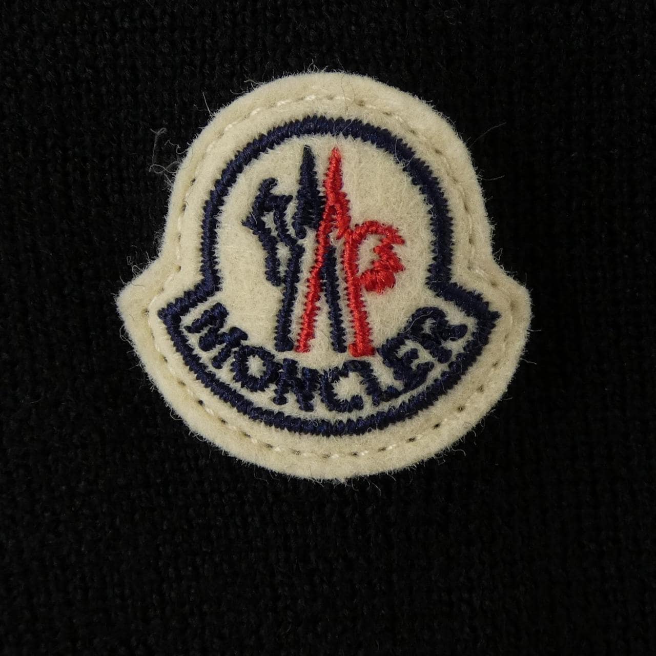 【新品】モンクレール MONCLER 20939B51000 A9018 ダウンジャケット
