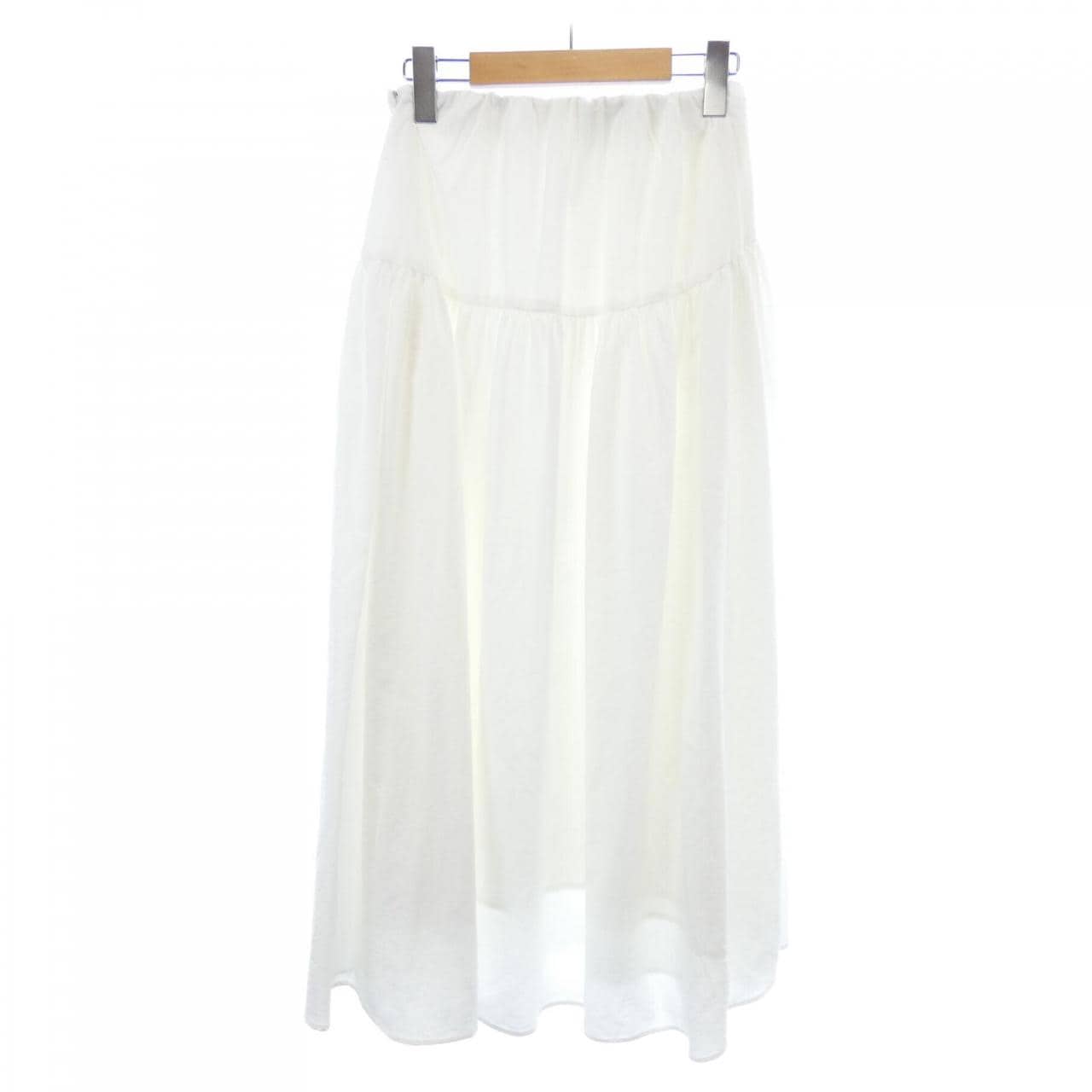 エミ emmi スカート