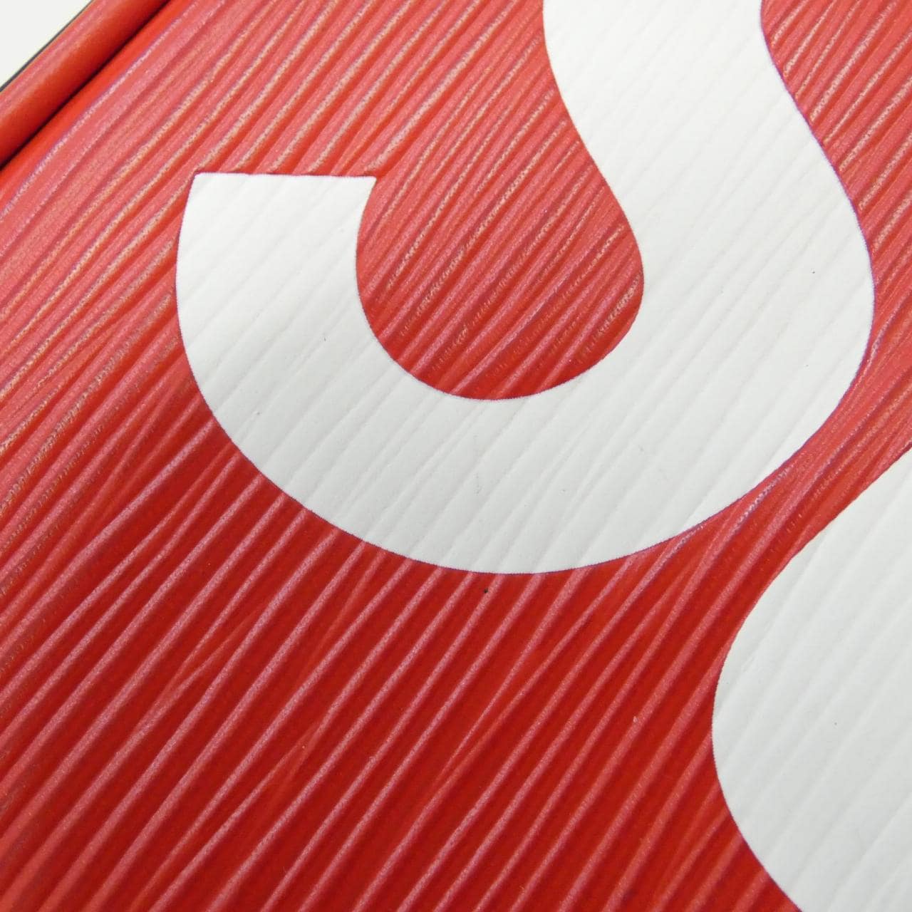 ルイヴィトン エピ(SUPREME) ダヌーブ PPM M53434 ショルダーバッグ