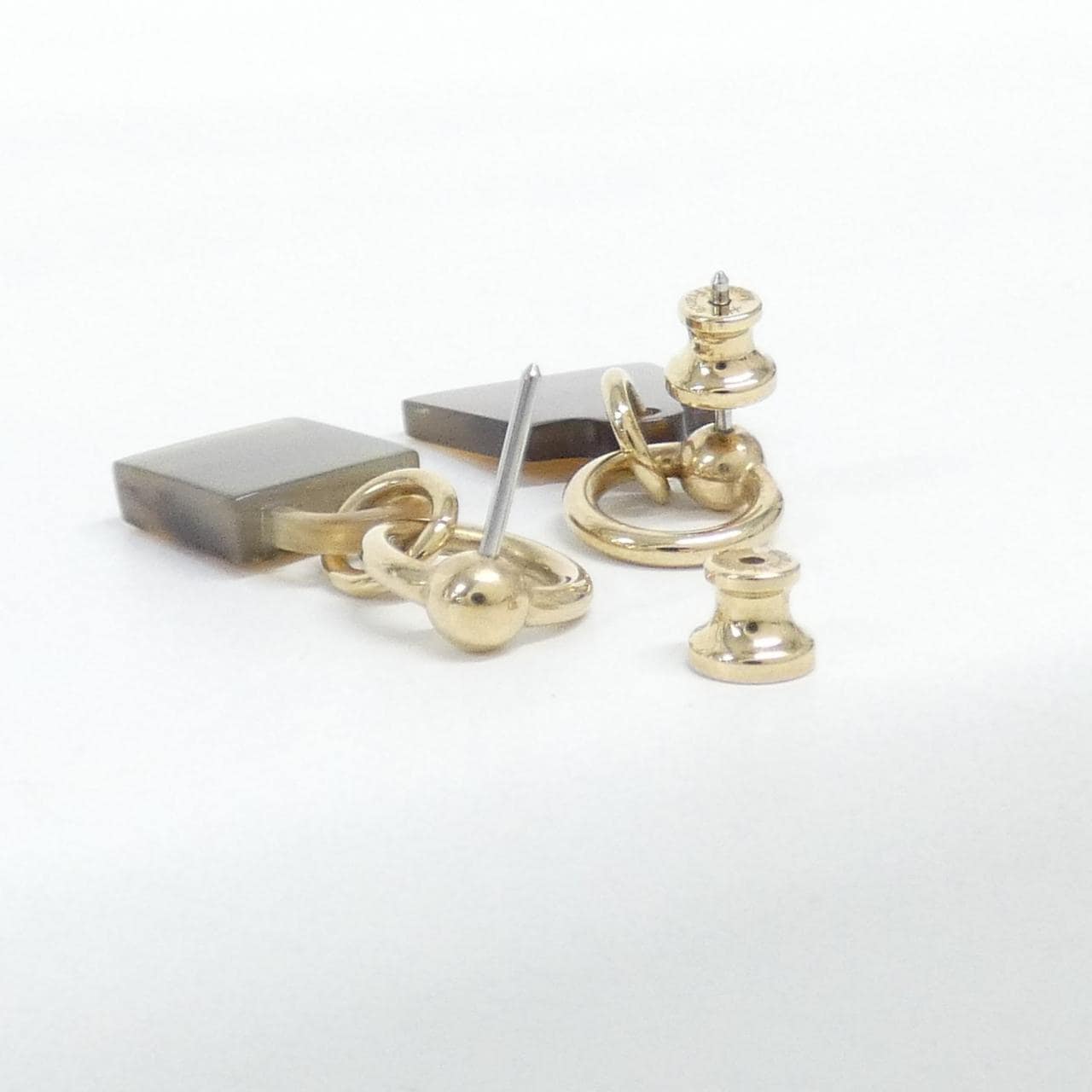 エルメス アミュレット マロキニエ 057003FD ピアス