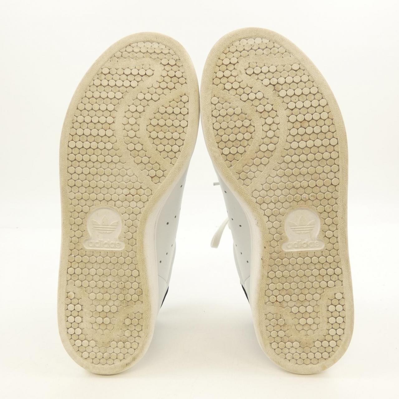 アディダス ADIDAS HQ6785 スニーカー