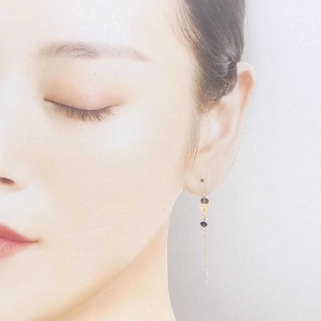 K10YG スモーキークオーツ ピアス