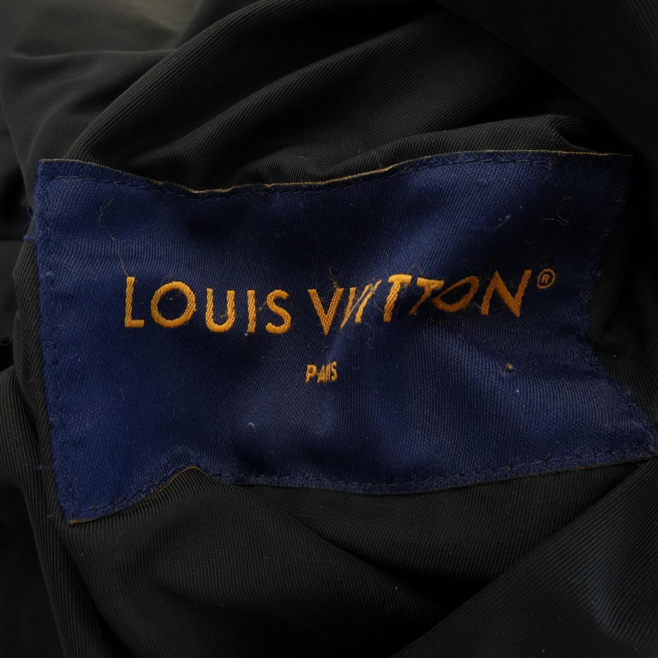 ルイヴィトン LOUIS VUITTON モノグラムリバーシブルナイロンウインドブレーカー HLB46WMO6 ブルゾン