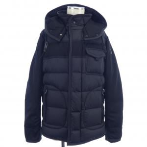 モンクレール MONCLER ダウンジャケット