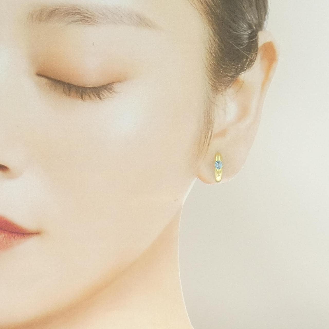 K18YG ブルートパーズ ピアス