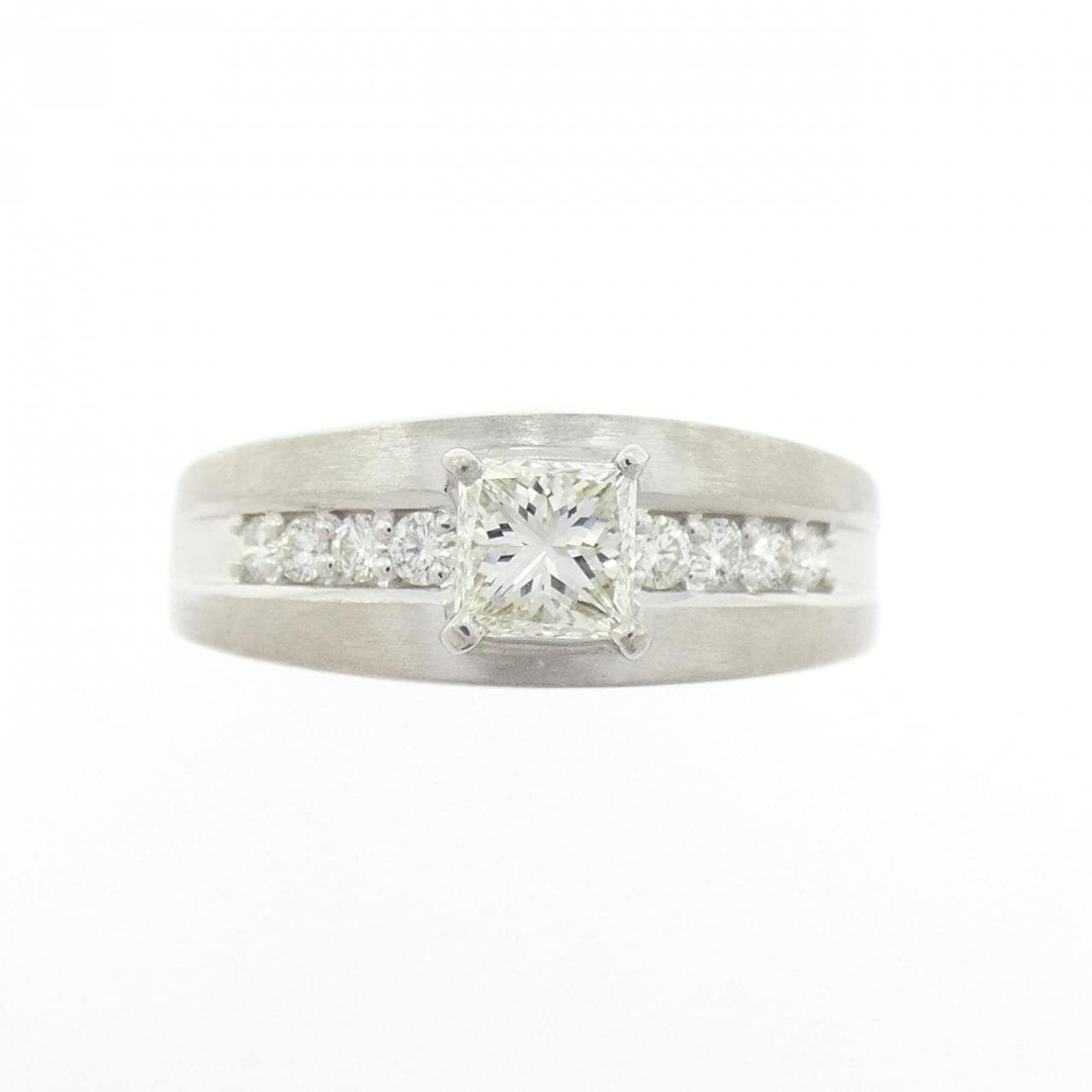 PT900 ダイヤモンド リング 0.56CT