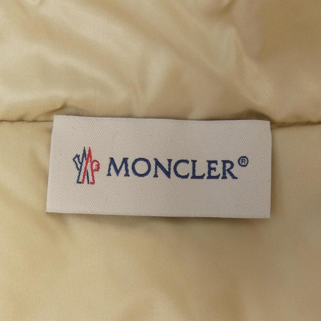 【新品】モンクレール MONCLER K20939B00024 ダウンジャケット