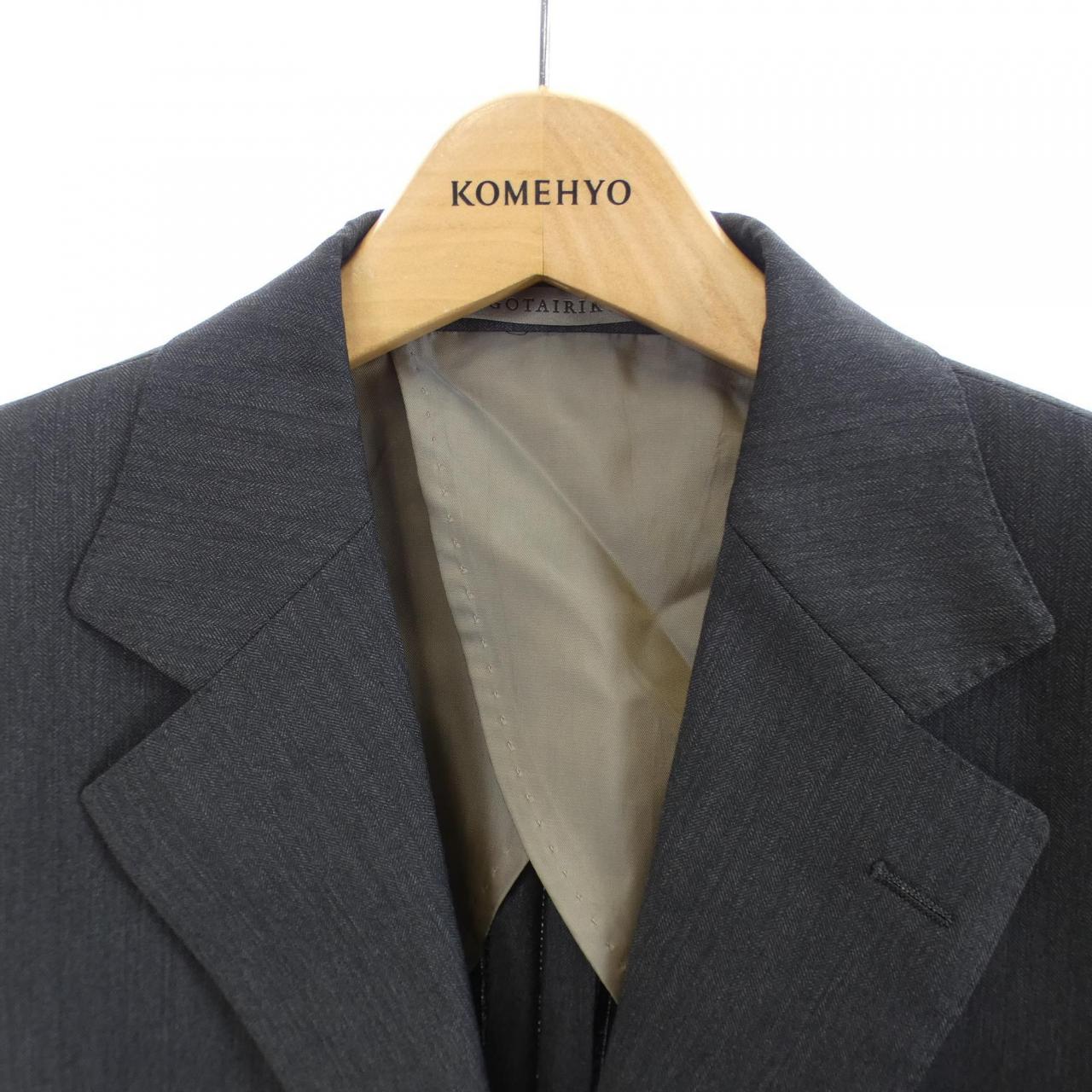 ゴタイリク GOTAIRIKU スリーピース