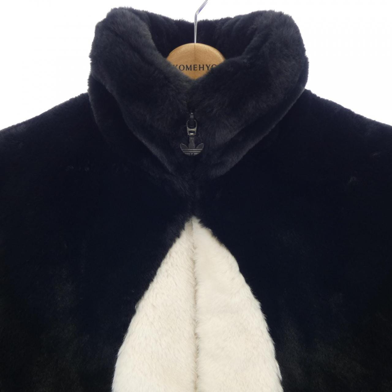 アディダス ADIDAS HC0323 ジャケット