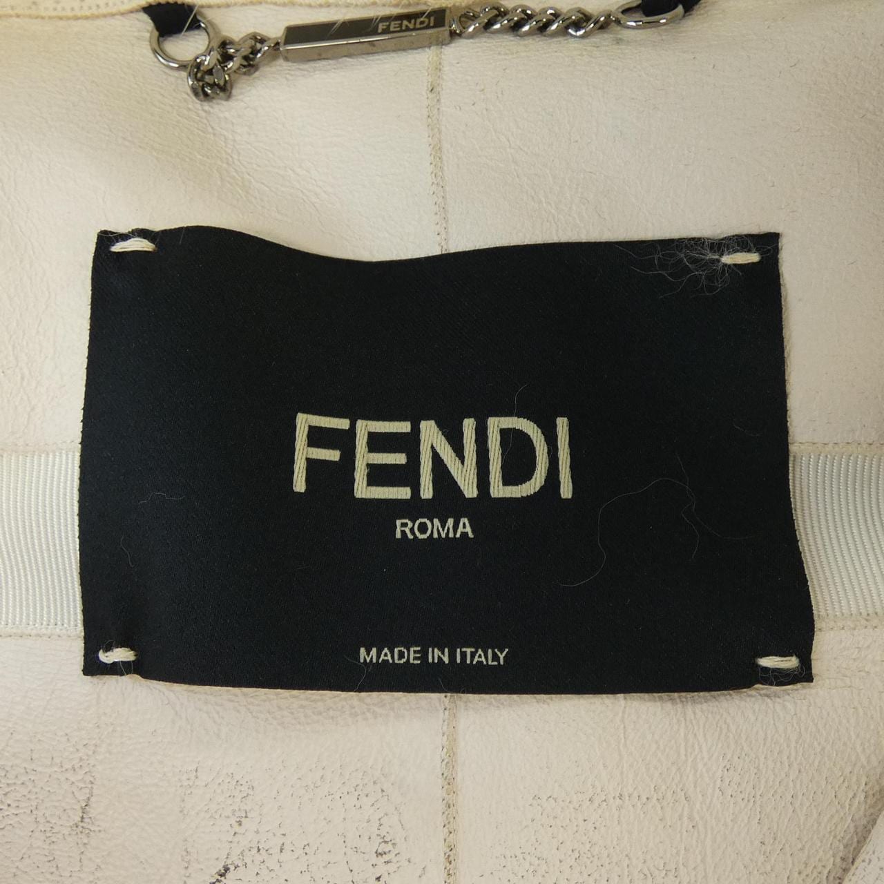フェンディ FENDI FNN682 J7R コート