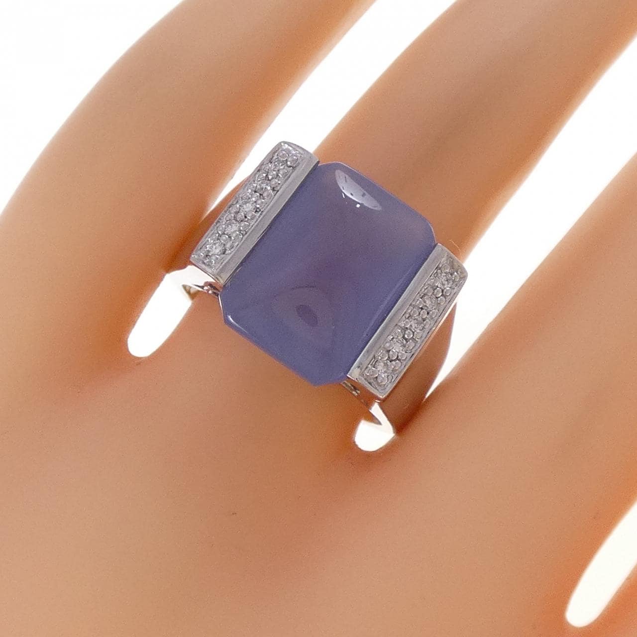 K18WG カルセドニー リング 7.04CT