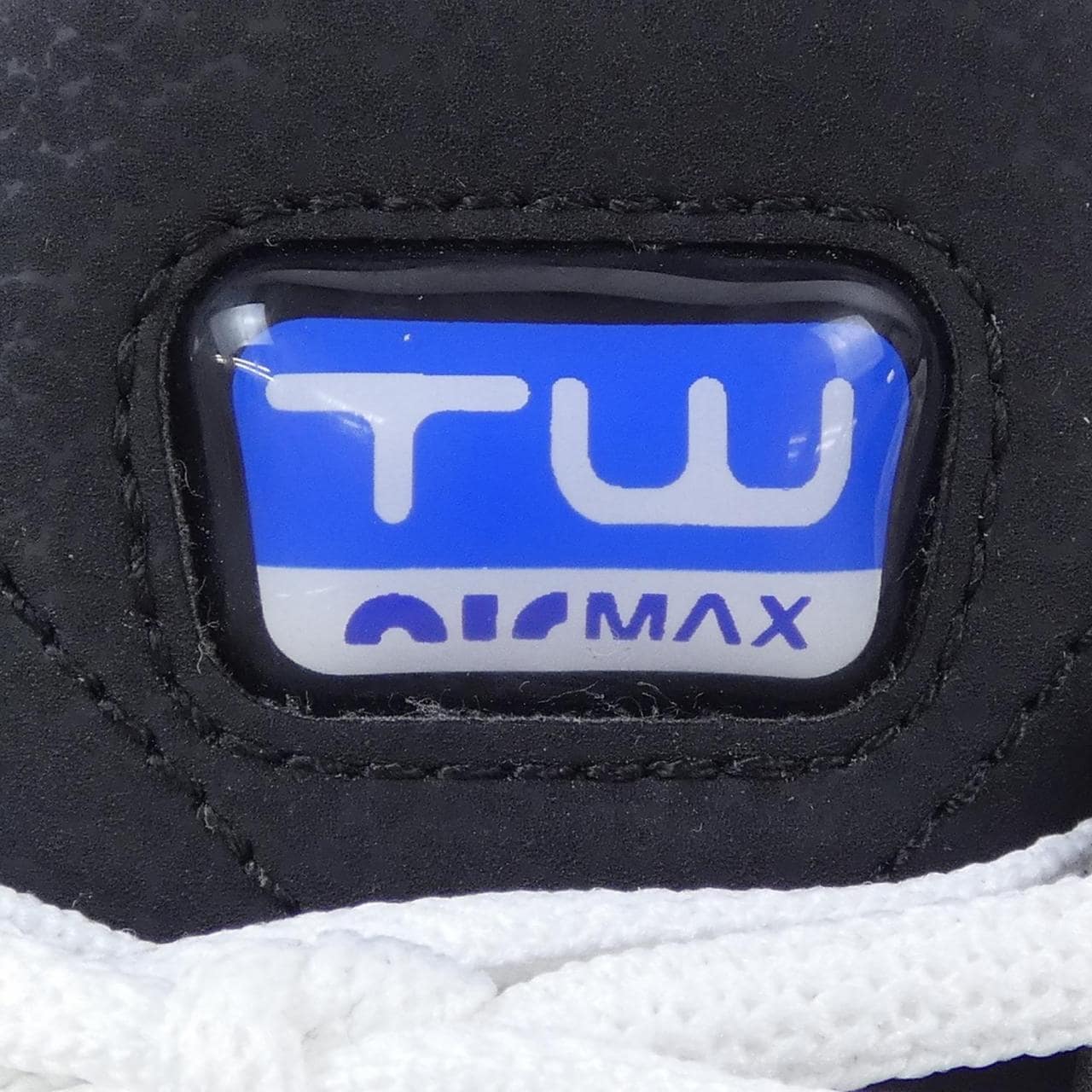 ナイキ NIKE DQ3984-105 スニーカー