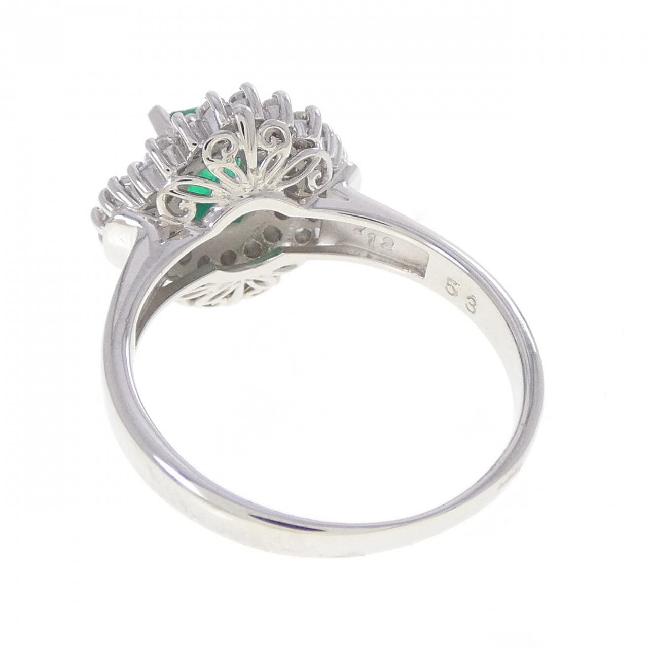 PT900 エメラルド リング 0.66CT
