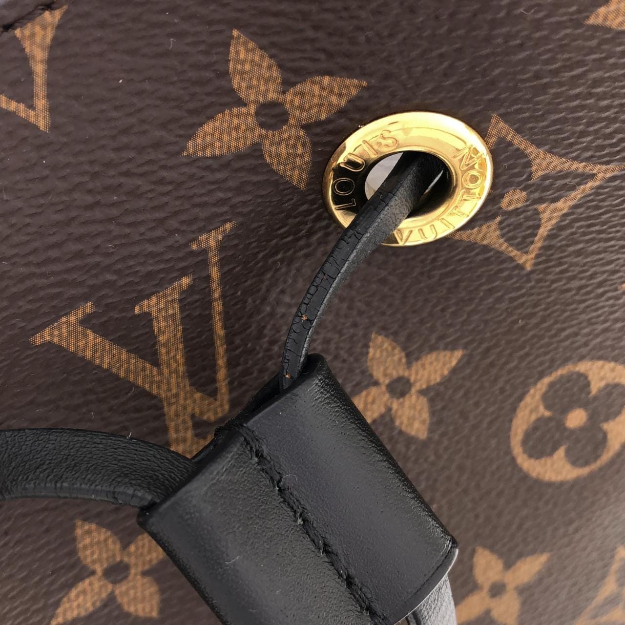 ルイヴィトン モノグラム ネオ ノエ MM M44020 ショルダーバッグ