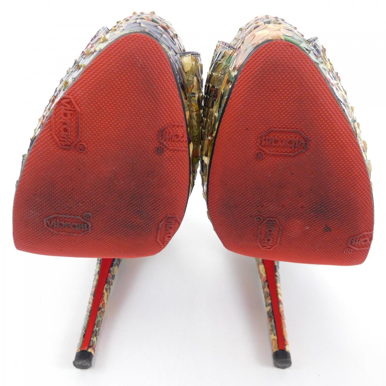 クリスチャンルブタン CHRISTIAN LOUBOUTIN パンプス