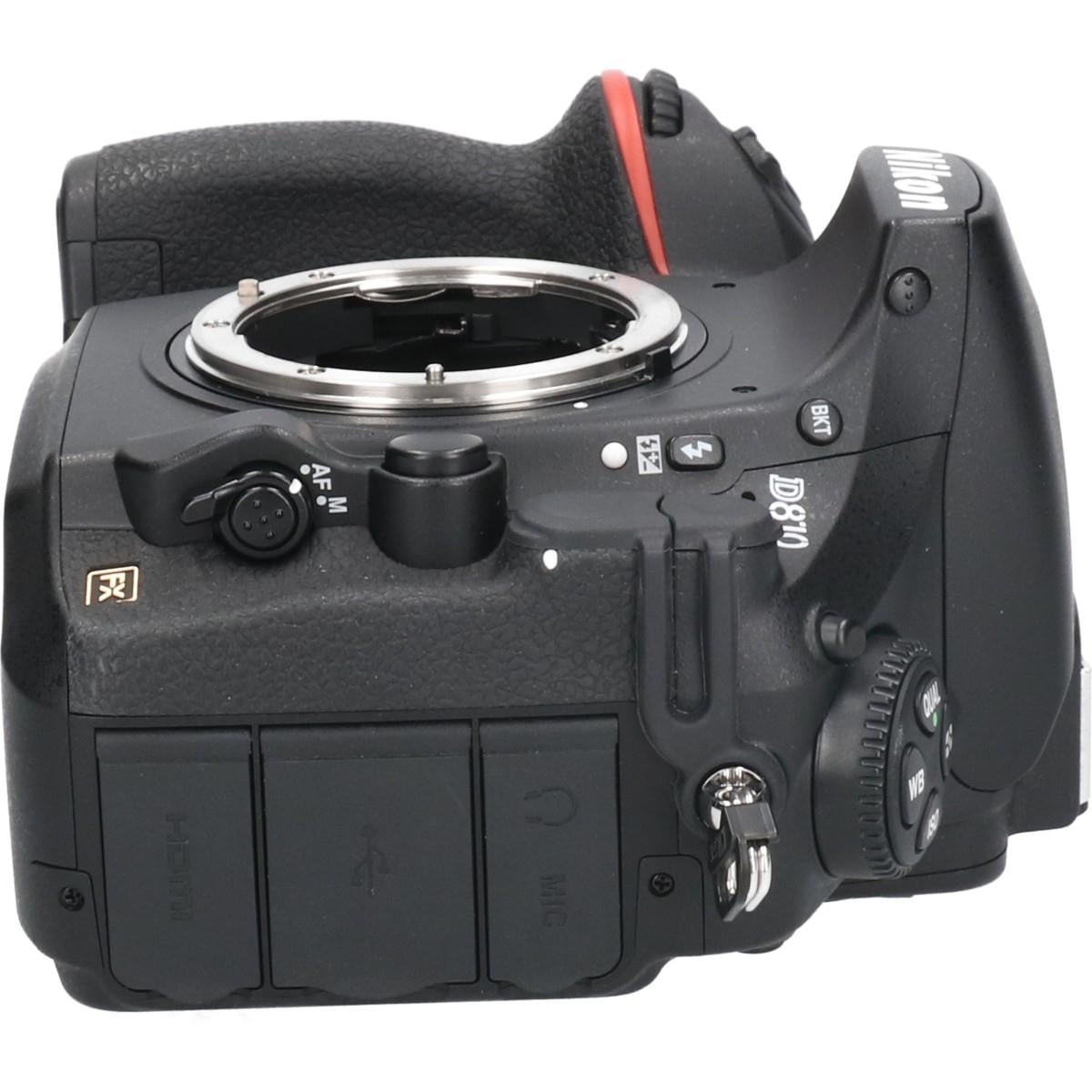 D810