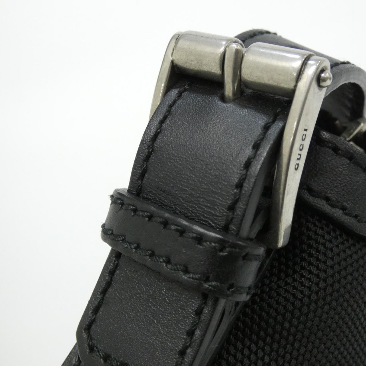 グッチ 353407 KWT5N ショルダーバッグ