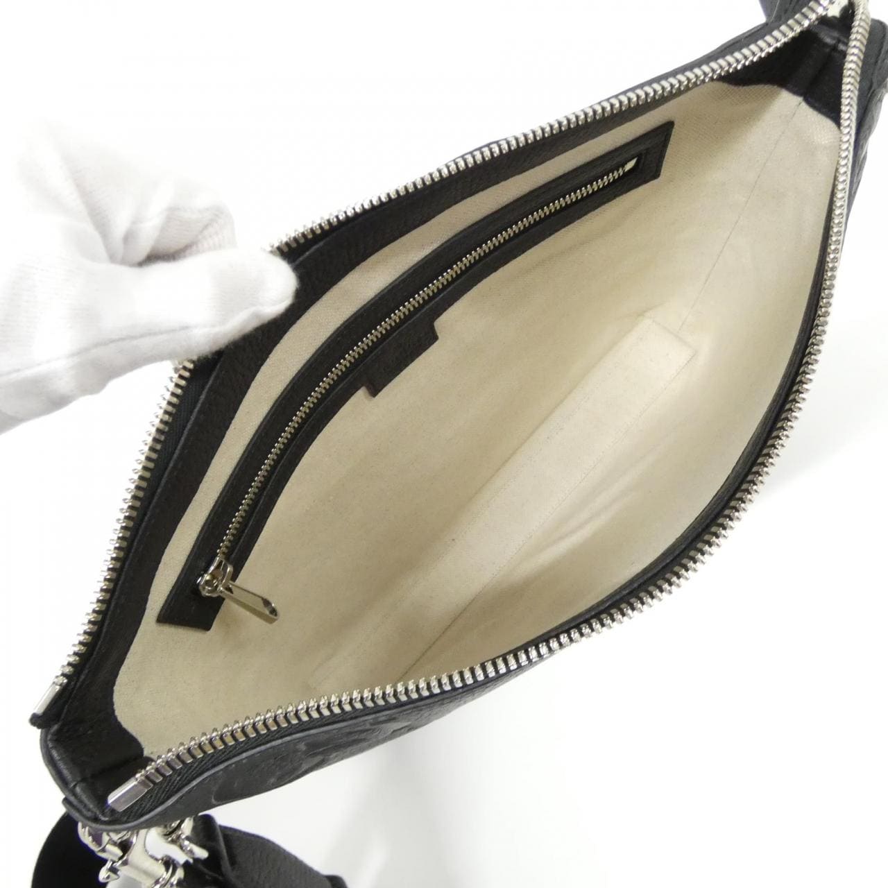 【新品】グッチ 696009 AABY7 ショルダーバッグ