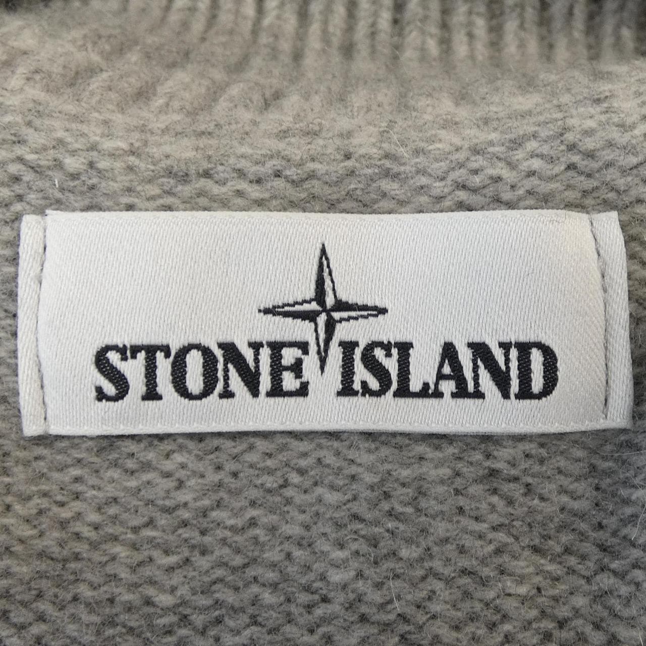 ストーンアイランド STONE ISLAND 611550LA3 カーディガン