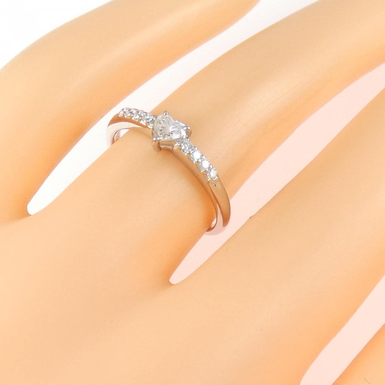 PT900 ハート ダイヤモンド リング 0.15CT