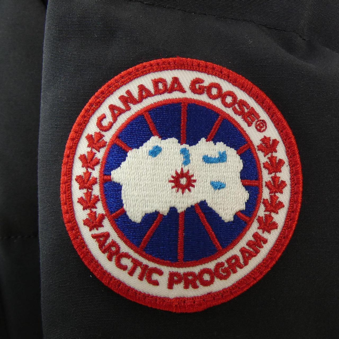 カナダグース CANADA GOOSE ダウンジャケット