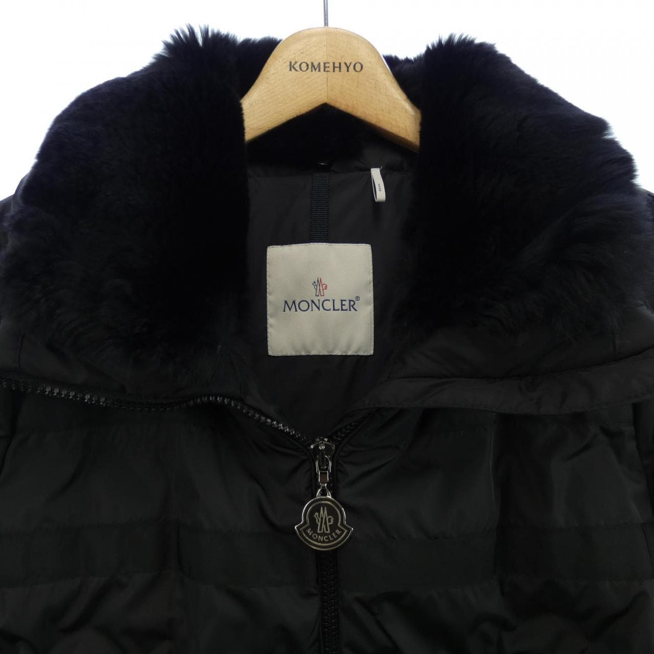 モンクレール MONCLER ダウンコート