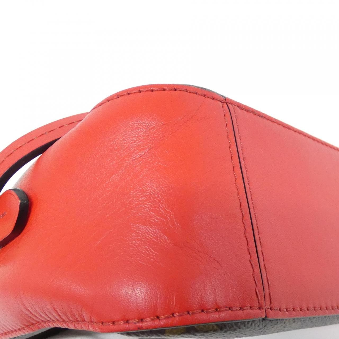 ルイヴィトン モノグラム サントンジュ M43556 ショルダーバッグ