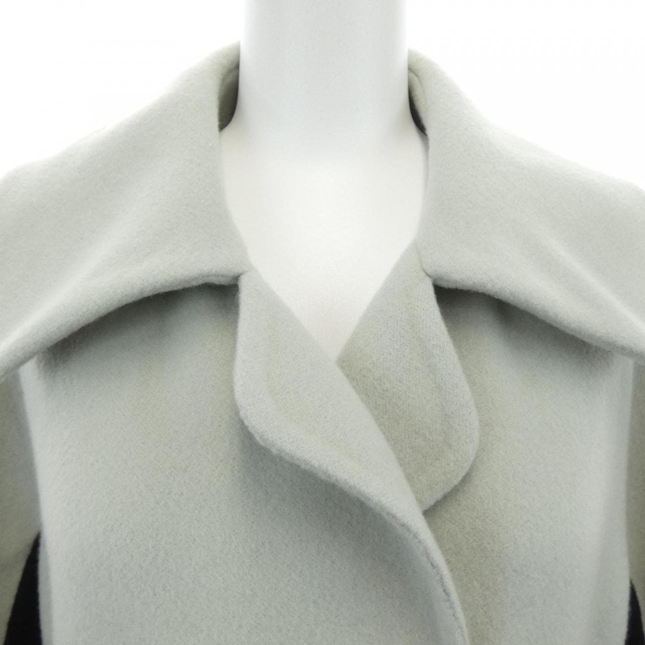 エルメス HERMES 57-7100. コート