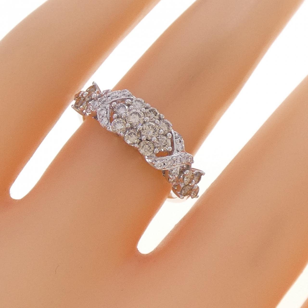 K18WG ダイヤモンド リング 0.56CT
