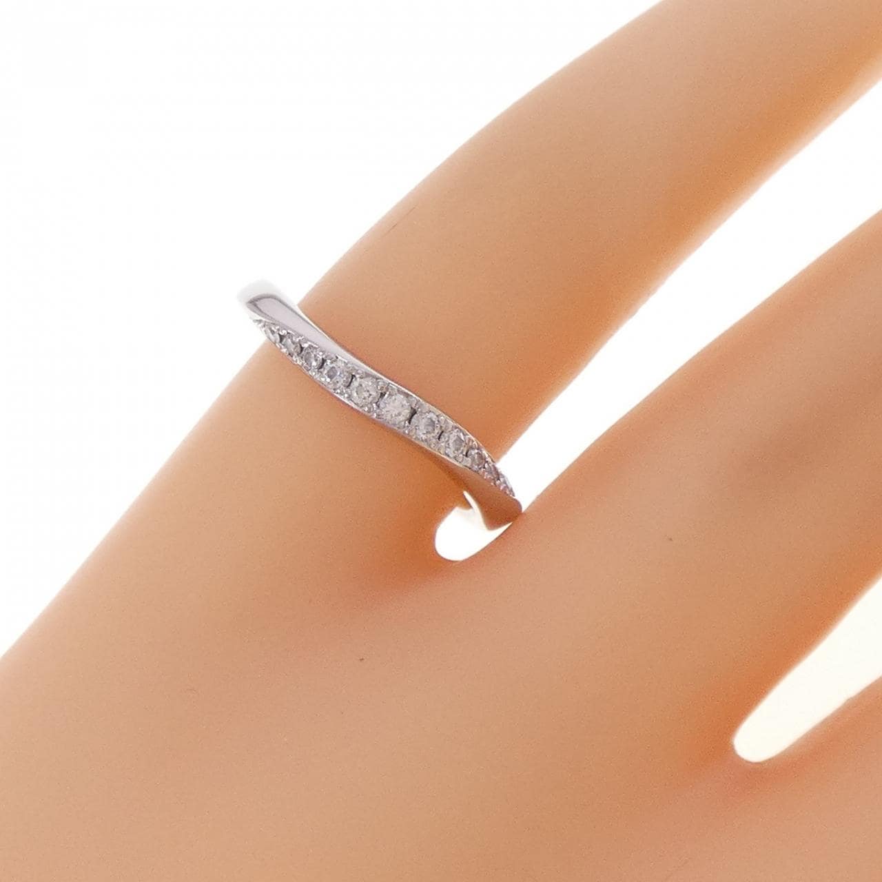 PT950 ダイヤモンド リング 0.08CT