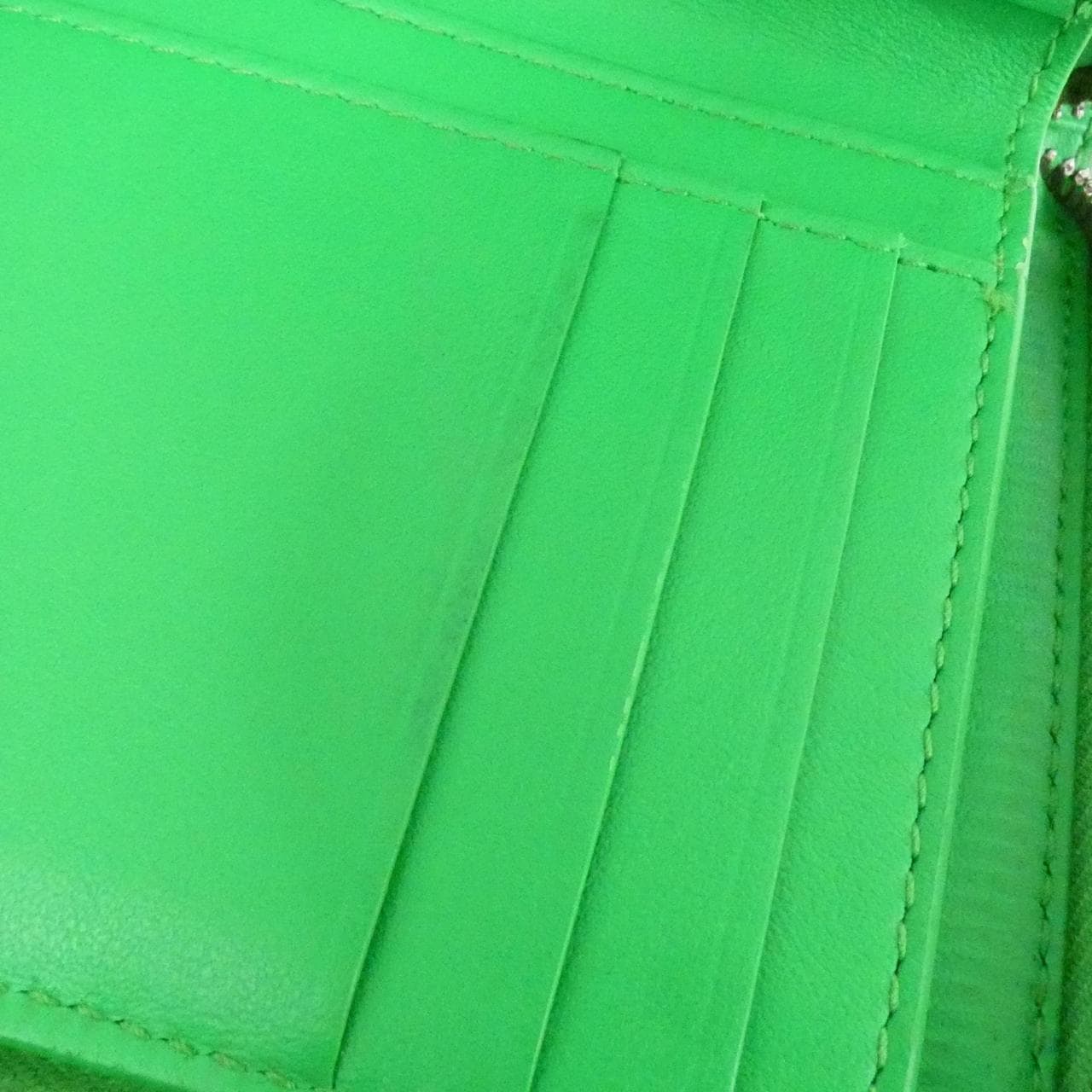 ボッテガヴェネタ 649596 VBWD2 札入れ