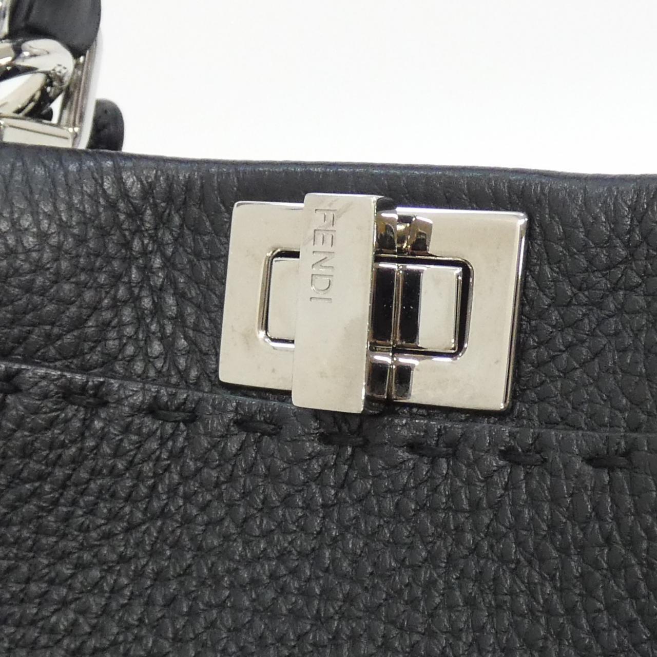 フェンディ SELLERIA ピーカブー ミニ 8BN244 Q0J バッグ