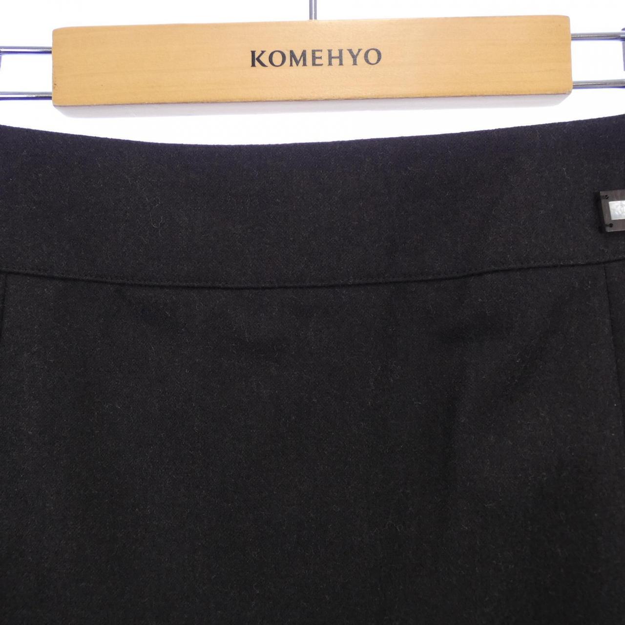 【ヴィンテージ】シャネル CHANEL P18201V10471 01A スカート