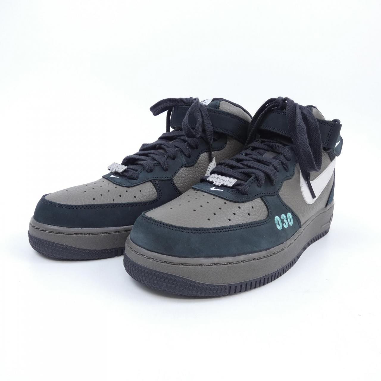 ナイキ NIKE スニーカー