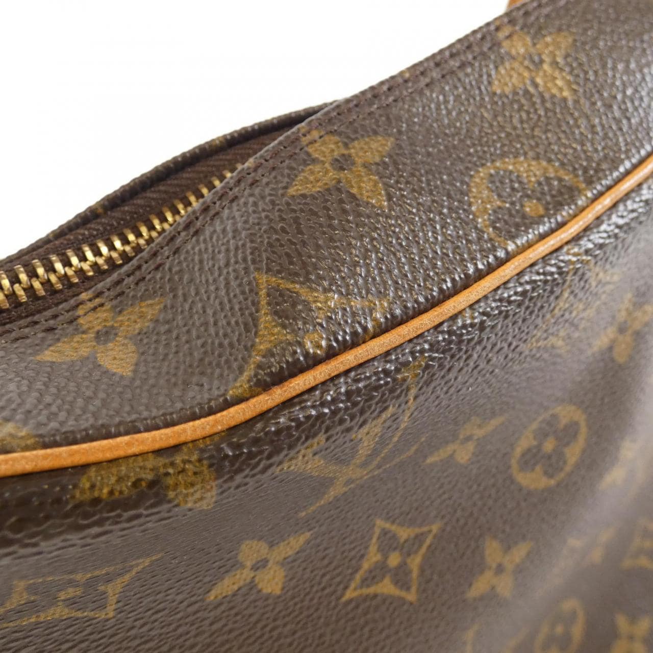 LOUIS VUITTON Monogram Boulogne 30 公分 M51265 單肩包