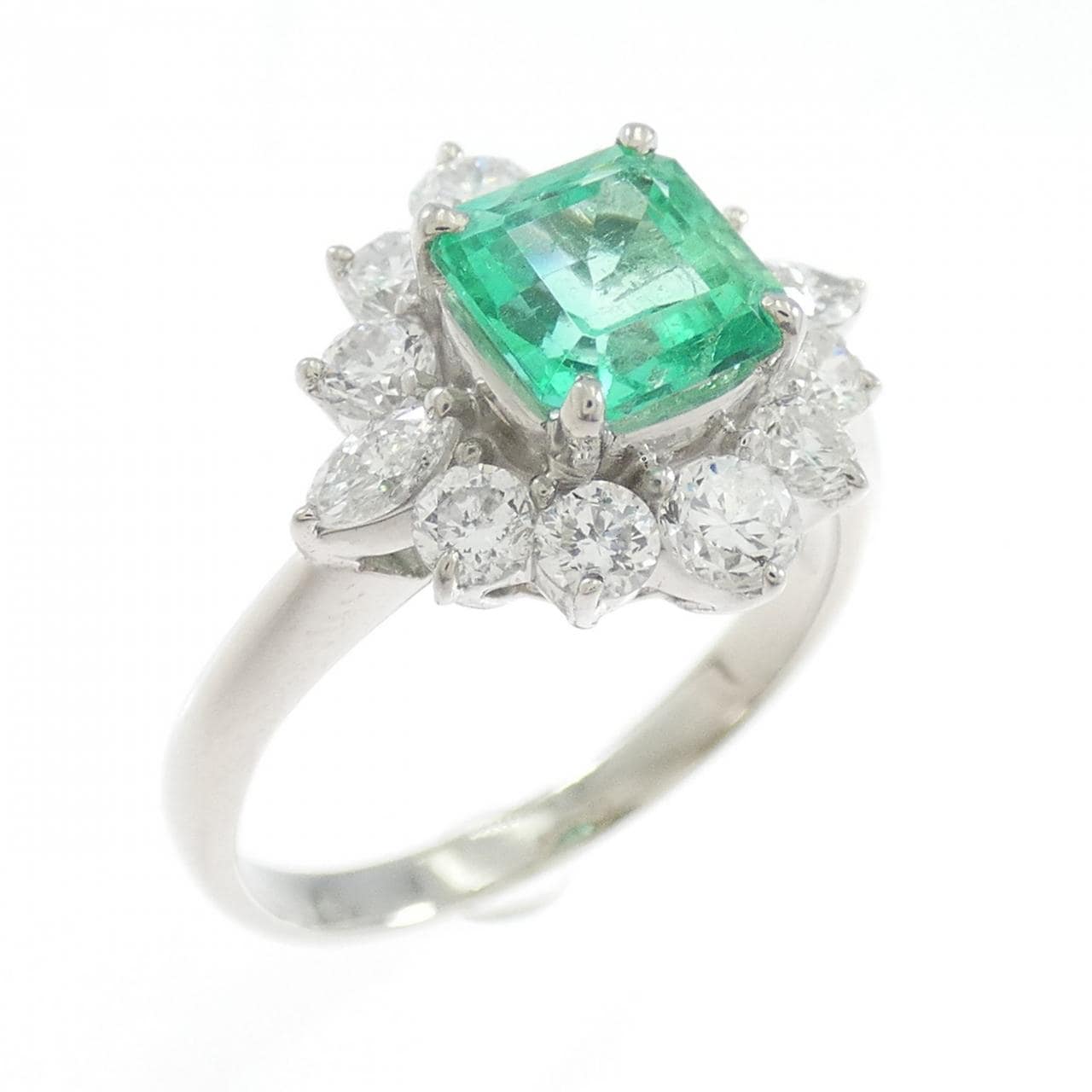 PT900 エメラルド リング 0.86CT